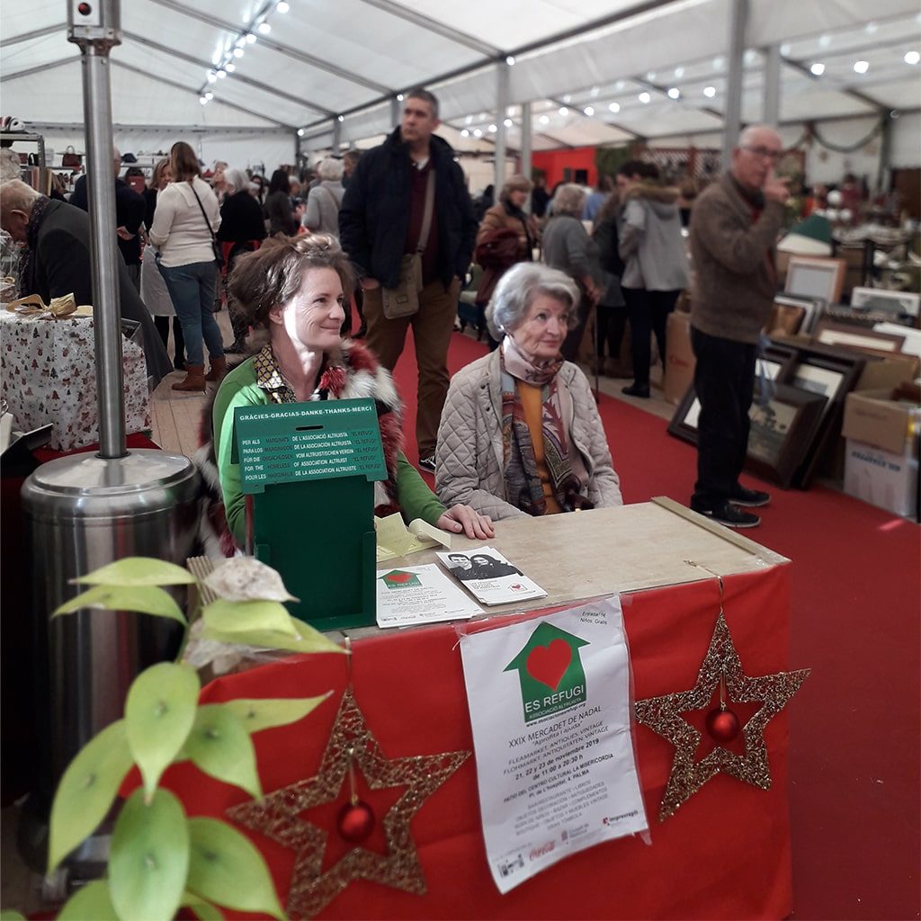 Bodega Son Vich colabora con el 29º Mercado Solidario de Navidad organizado por Es Refugi